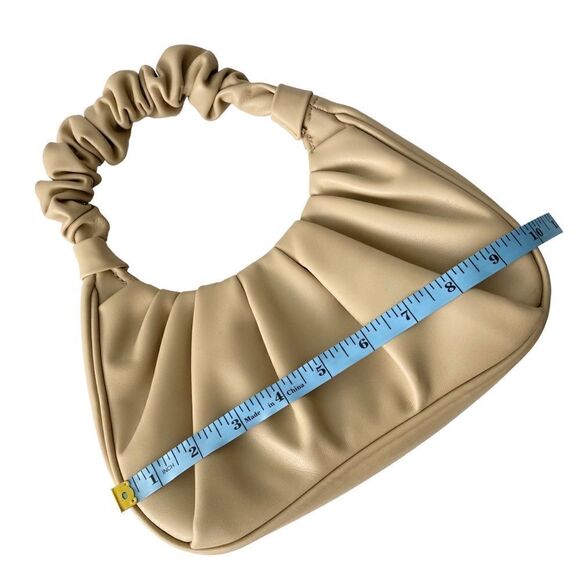 NEW Vintage Vibe Y2K Scrunchie Shoulder Bag Urban Khaki in One Size - Picture 6 of 8